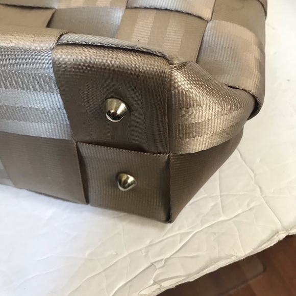 Harveys Seatbelt Original Satchel Tote Bag Shoulder Zip Handbag Purse Beige Tan - Picture 11 of 16